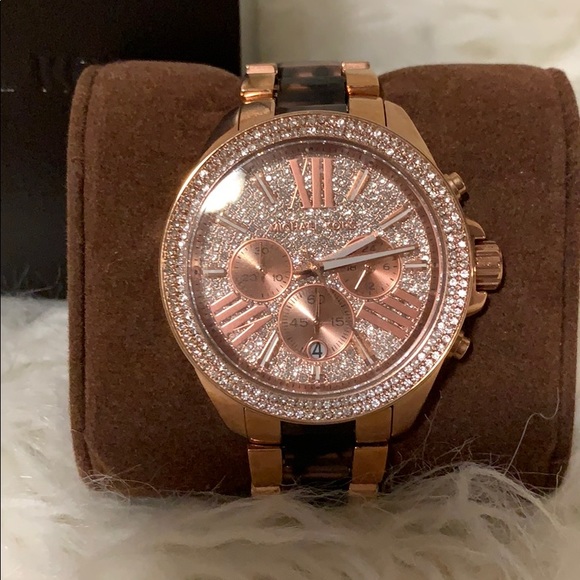 MK Watch - Picture 3 of 4